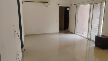 Room in 2 BHK Apartment at Supreme Estado, Baner – for Sale