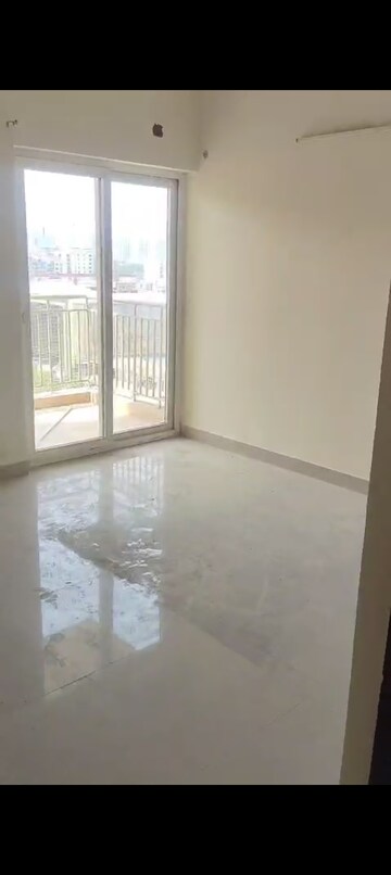 Room in 3 BHK Apartment at Paramount Emotions, Sector 1 Greater Noida – for Rent