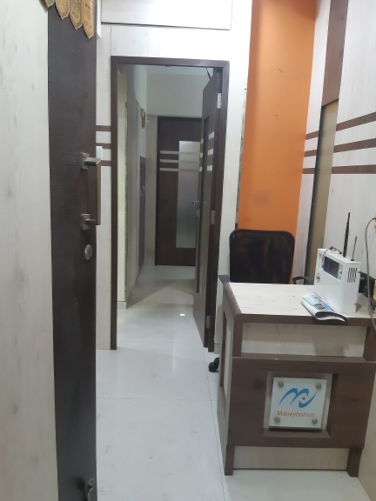 Room, jvm-corner-stone Commercial Shop 450 Sq.Ft. In Naupada Thane 9116244