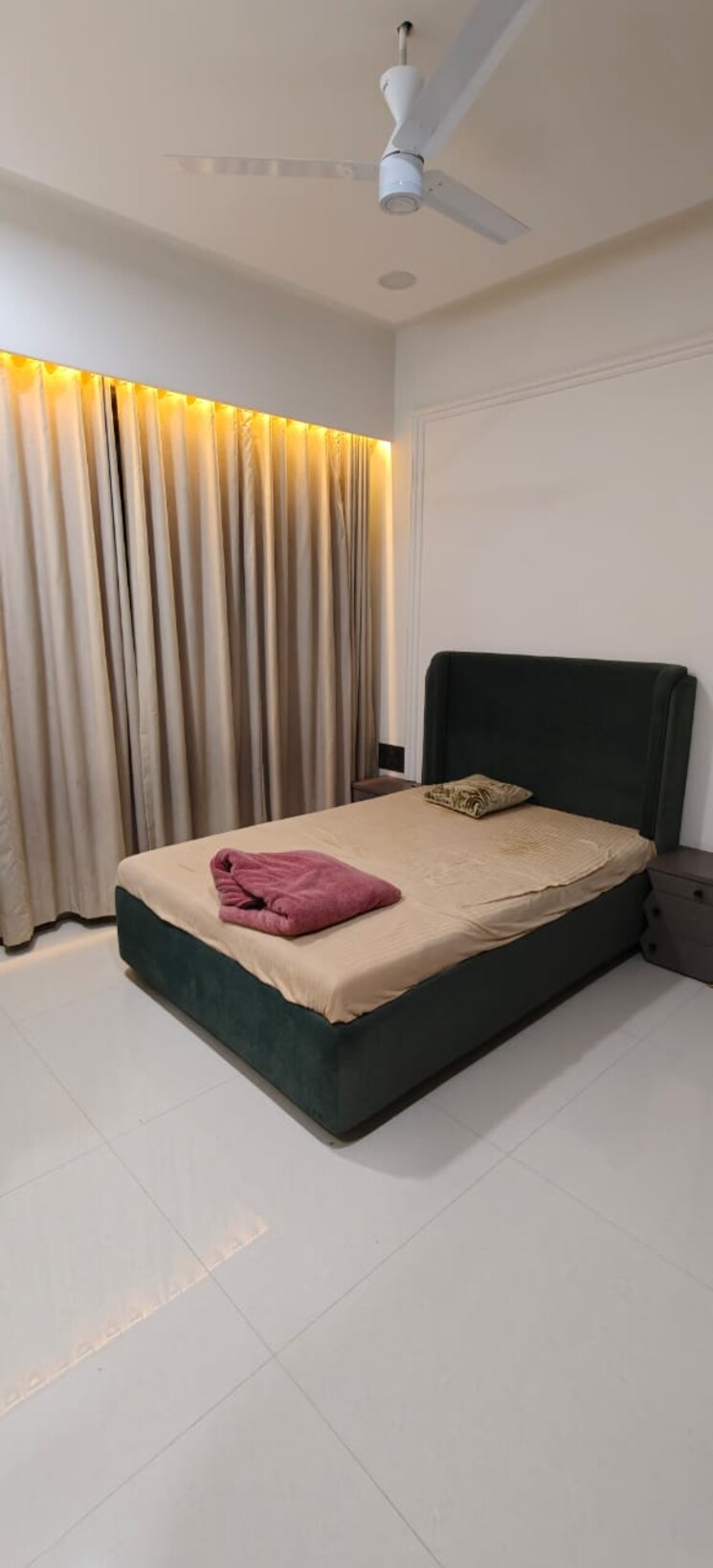 Bedroom, status-sankalp-heights 3 Bedroom 1025 Sq.Ft. Apartment In Malad West Mumbai 9116240