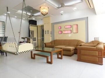 Living Room in 3 BHK Apartment at Lodha Malabar, Malabar Hill – for Rent