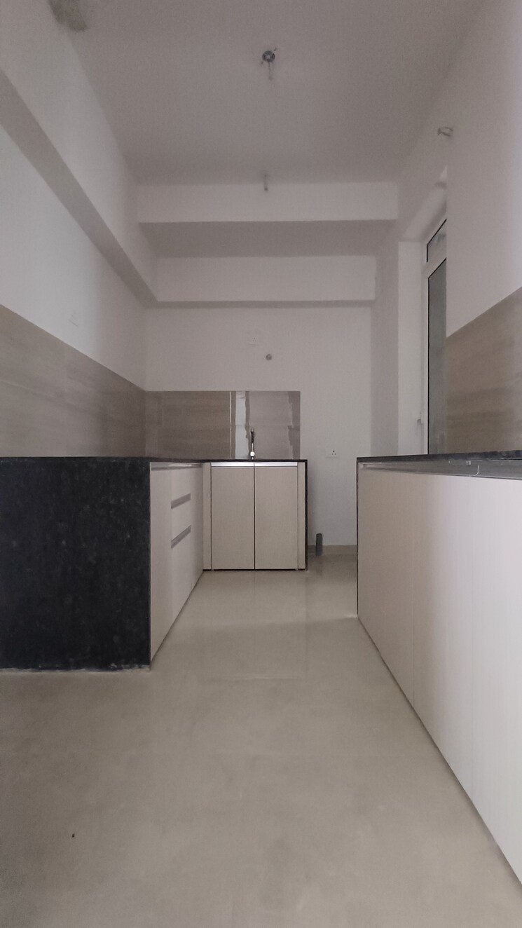 Kitchen, indiabulls-one-indiabulls 2 Bedroom 806 Sq.Ft. Apartment In Pokhran Road No Two Thane 9116340
