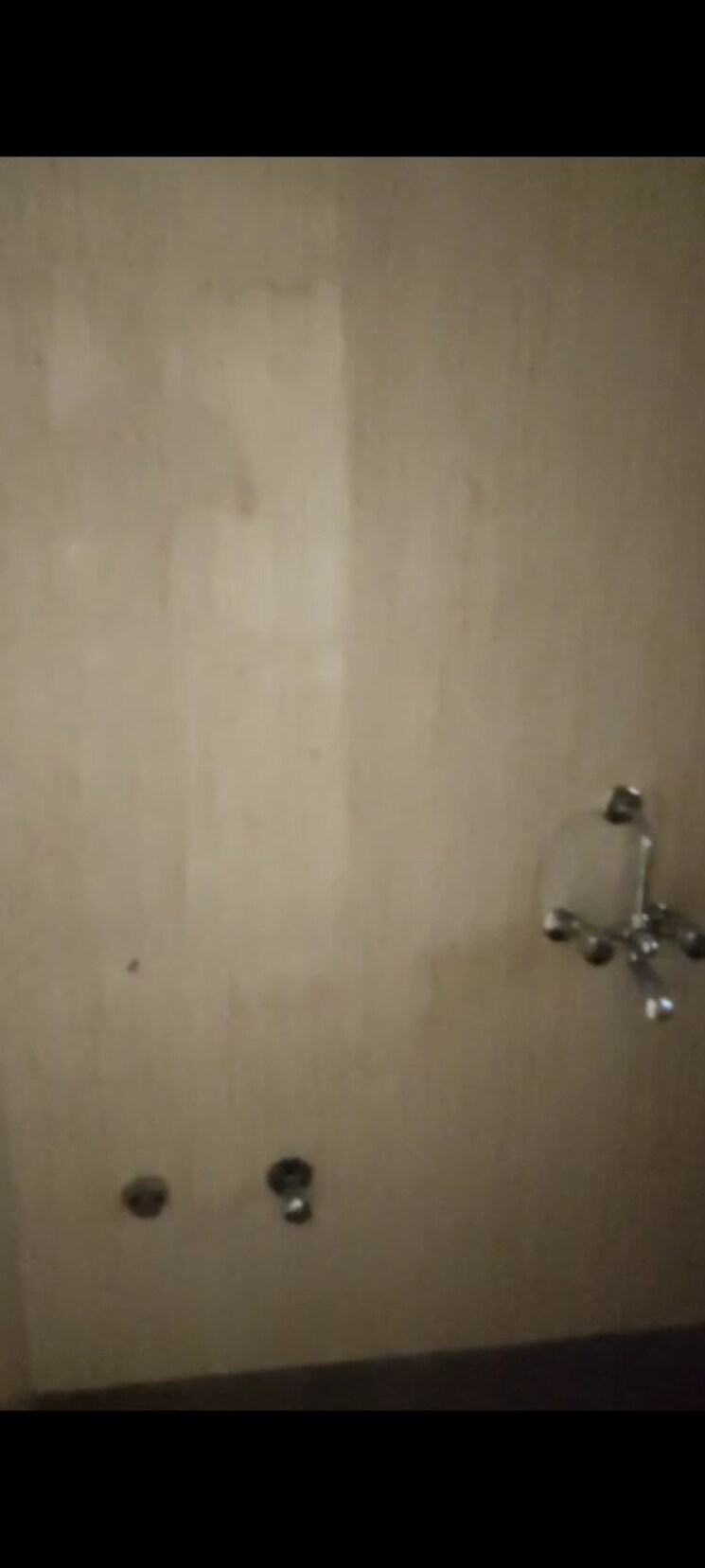 Bathroom, mahanagar-11-star 2 Bedroom 675 Sq.Ft. Apartment In Agripada Mumbai 9116416