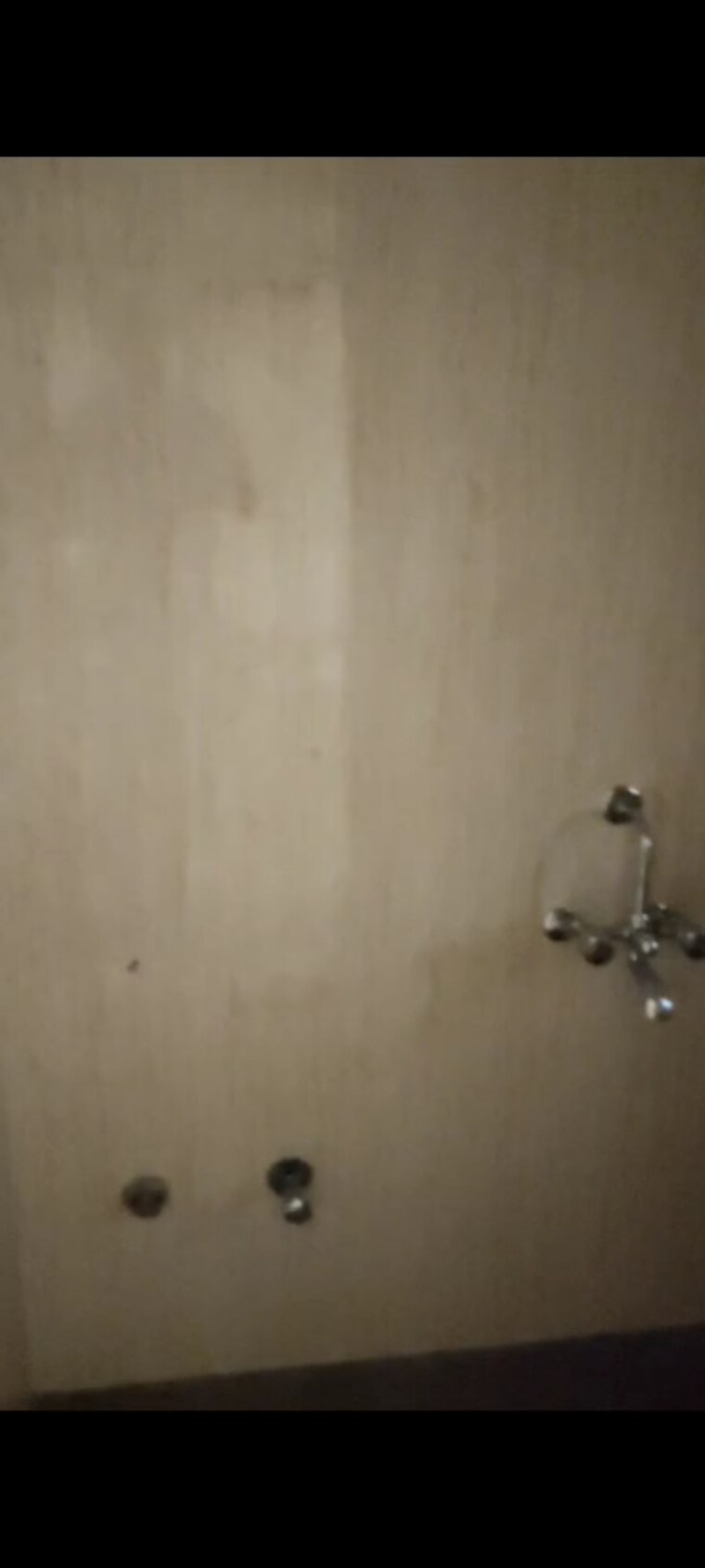 Bathroom, mahanagar-11-star 2 Bedroom 675 Sq.Ft. Apartment In Agripada Mumbai 9116416