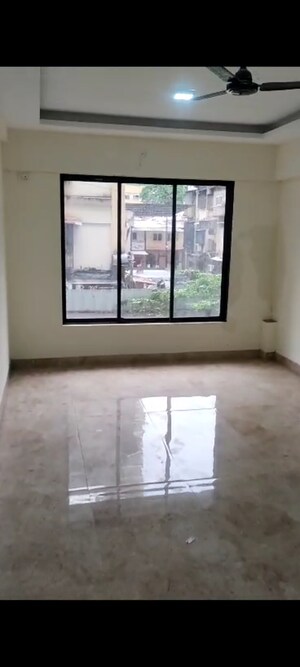 Room in 2 BHK Apartment at Mahanagar 11 Star, Agripada – for Sale
