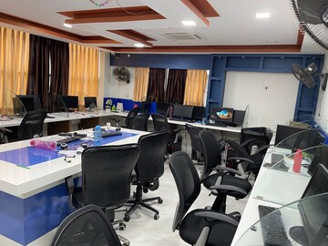  Office Space For Rent in New Town