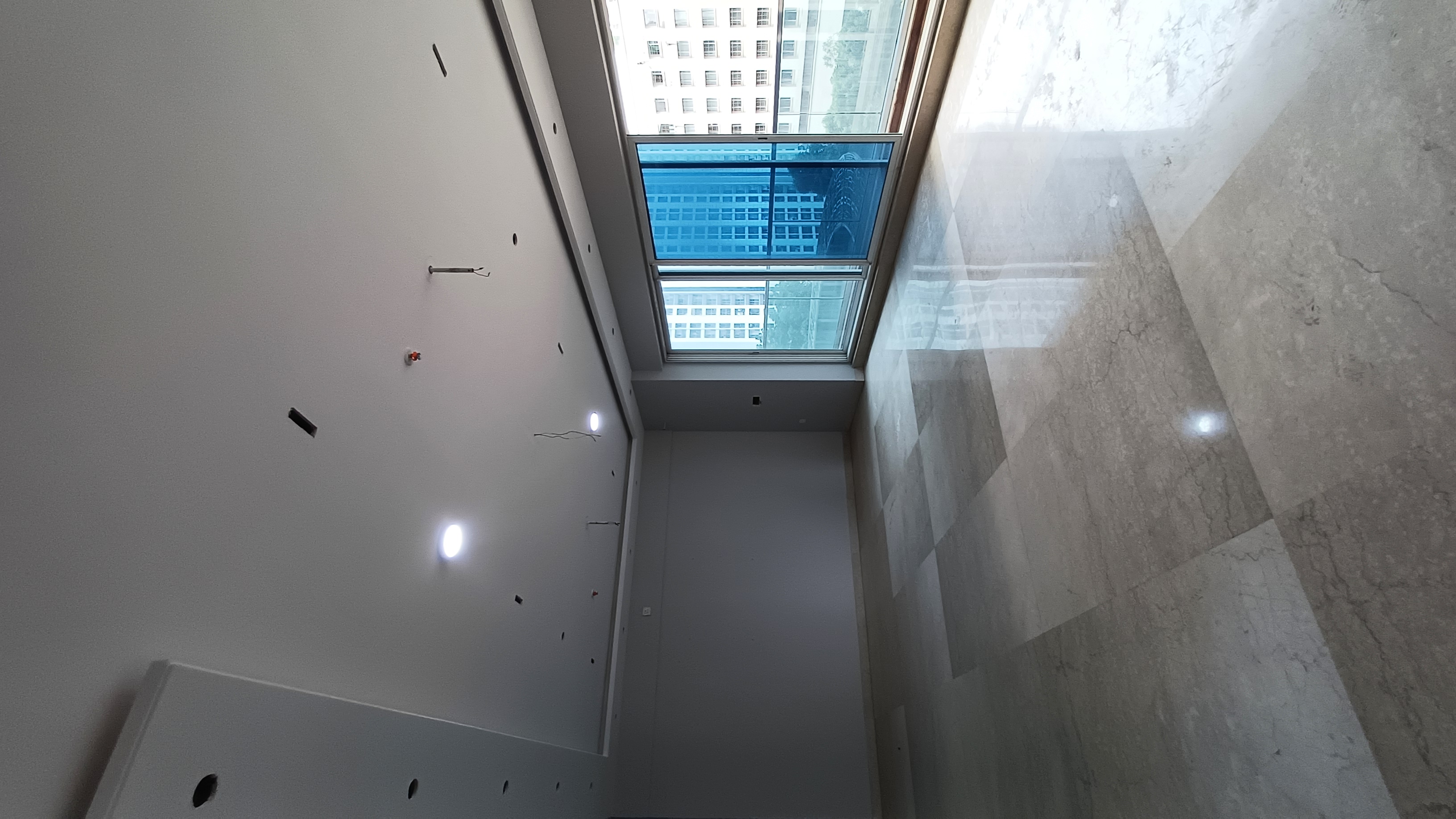 2.5 BHK + Extra Room Apartment For Rent in Sheth Avalon