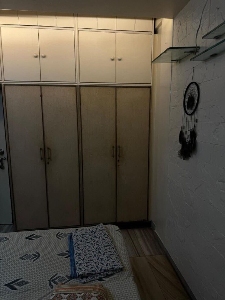 Bathroom, andheri west 2 Bedroom 800 Sq.Ft. Apartment In Andheri West Mumbai 9116373