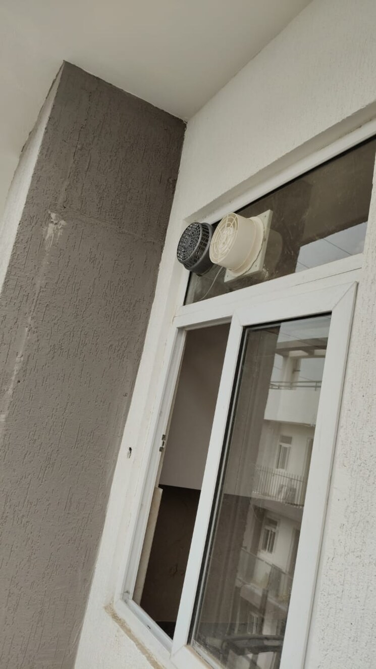 undefined, smart-world-gems 2.5 Bedroom 1196 Sq.Ft. Builder Floor In Sector 89 Gurgaon 9116364