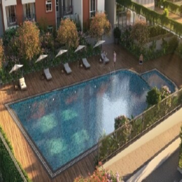 Swimming Pool in 3 BHK Apartment at Provident Bayscape, Kelambakkam – for Sale