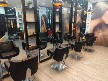 Gym in  Shop at New Town – for Rent