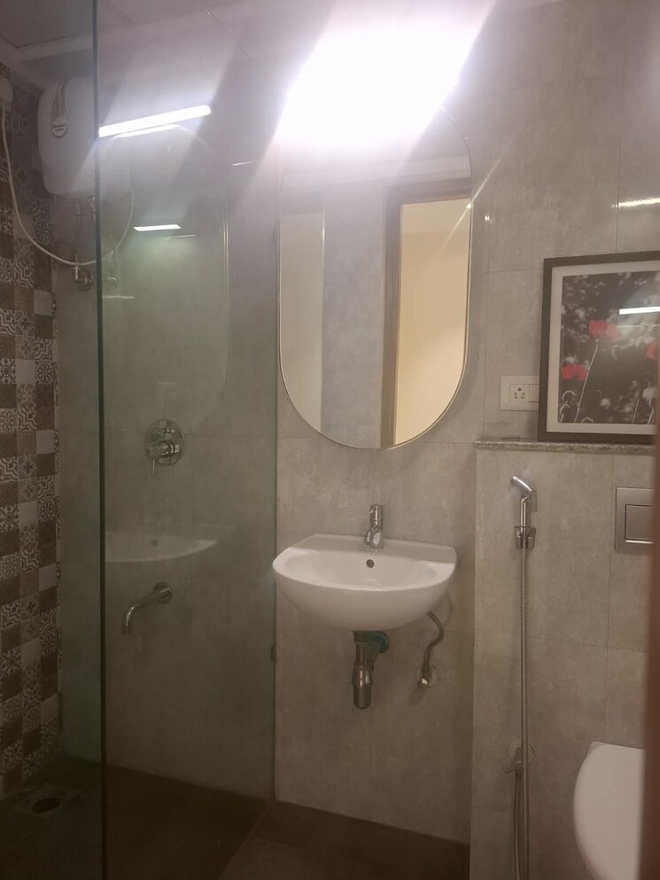 Bathroom, andheri west 2 Bedroom 850 Sq.Ft. Apartment In Andheri West Mumbai 9116417