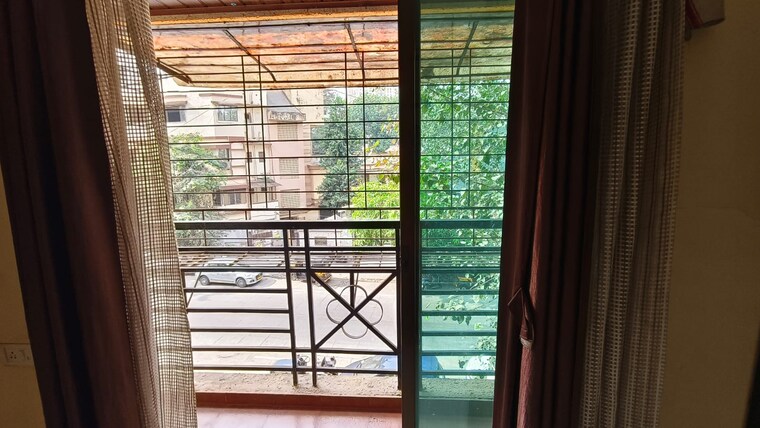 Room, suyog-chs-naupada 1 Bedroom 556 Sq.Ft. Apartment In Naupada Thane 9108775