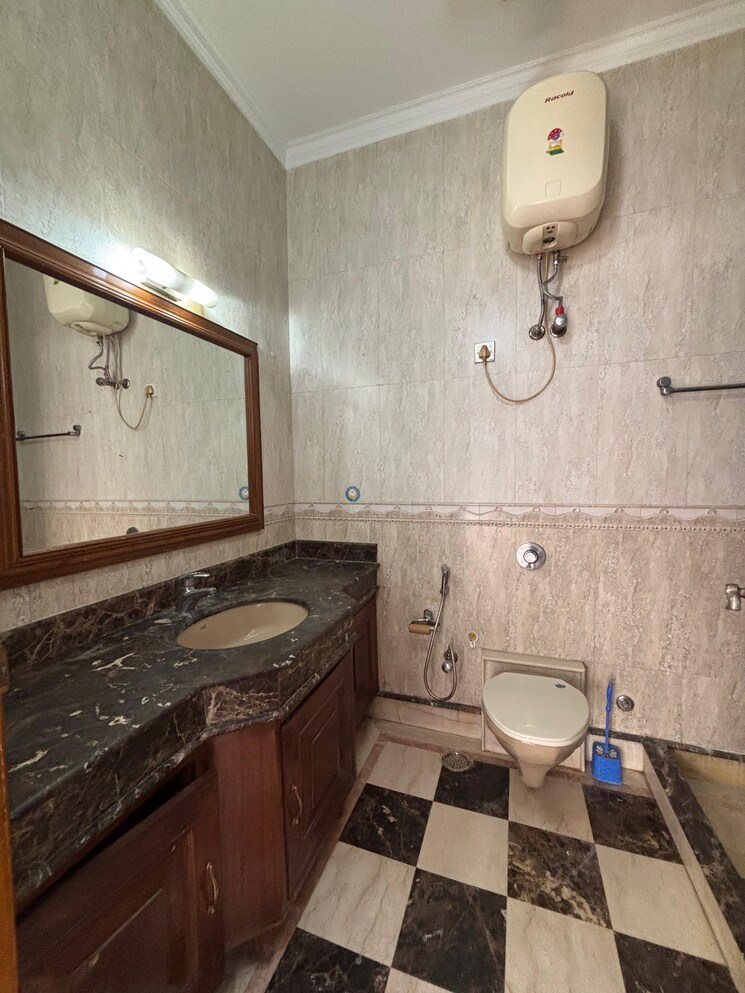 Kitchen, anand niketan 3 Bedroom 1800 Sq.Ft. Builder Floor In Anand Niketan Delhi 9116468