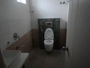 Bathroom in 3 BHK Apartment at Dollars CR Pride, Rmv 2nd Stage – for Sale