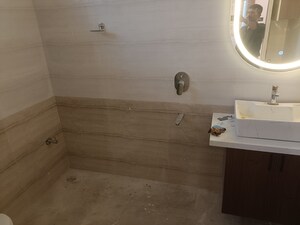 Bathroom in 3 BHK Apartment at Dollars CR Pride, Rmv 2nd Stage – for Sale