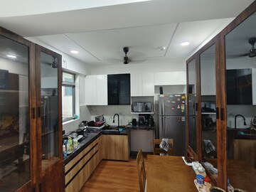 1 BHK Apartment For Rent in Rajesh White City, Kandivali East