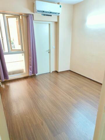 Room in 2 BHK Apartment at M3M Marina, Sector 68 – for Rent