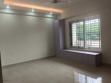 Room in 3 BHK Apartment at Shanthi Nagar – for Sale