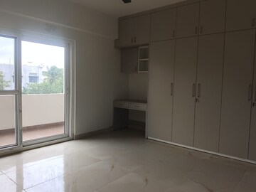 Room in 3 BHK Apartment at Shanthi Nagar – for Sale