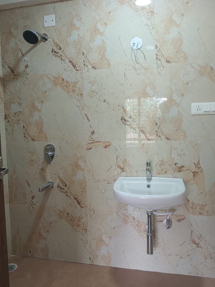 Bathroom, shanthi nagar 3 Bedroom 2070 Sq.Ft. Apartment In Shanthi Nagar Bangalore 7973870