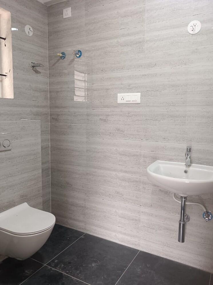 Bathroom, shanthi nagar 3 Bedroom 2070 Sq.Ft. Apartment In Shanthi Nagar Bangalore 7973870