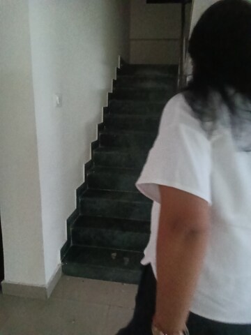 Staircase in 5 BHK Apartment at Jasminium Apartment, Sector 45 – for Rent