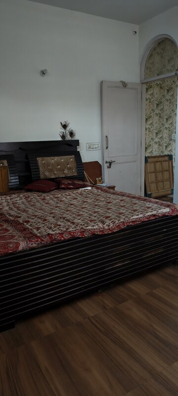 Bedroom in 3 BHK Builder Floor at Lajpat Nagar – for Rent