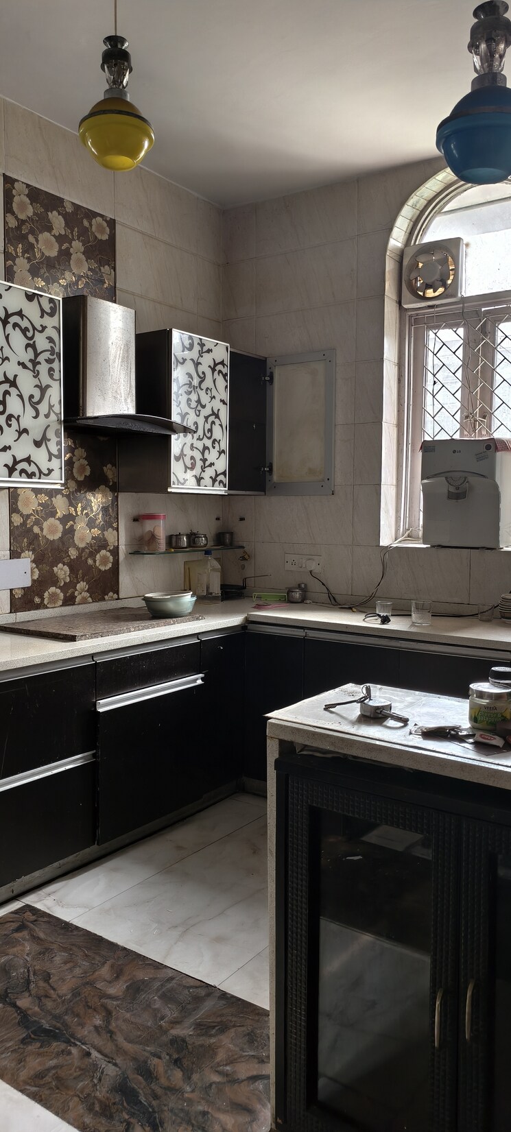 Kitchen, lajpat nagar 3 Bedroom 900 Sq.Ft. Builder Floor In Lajpat Nagar Delhi 9116556