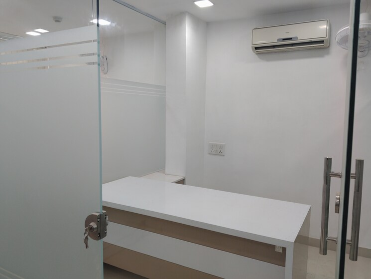 undefined, netaji subhash place Commercial Office Space 889 Sq.Ft. In Netaji Subhash Place Delhi 9116565