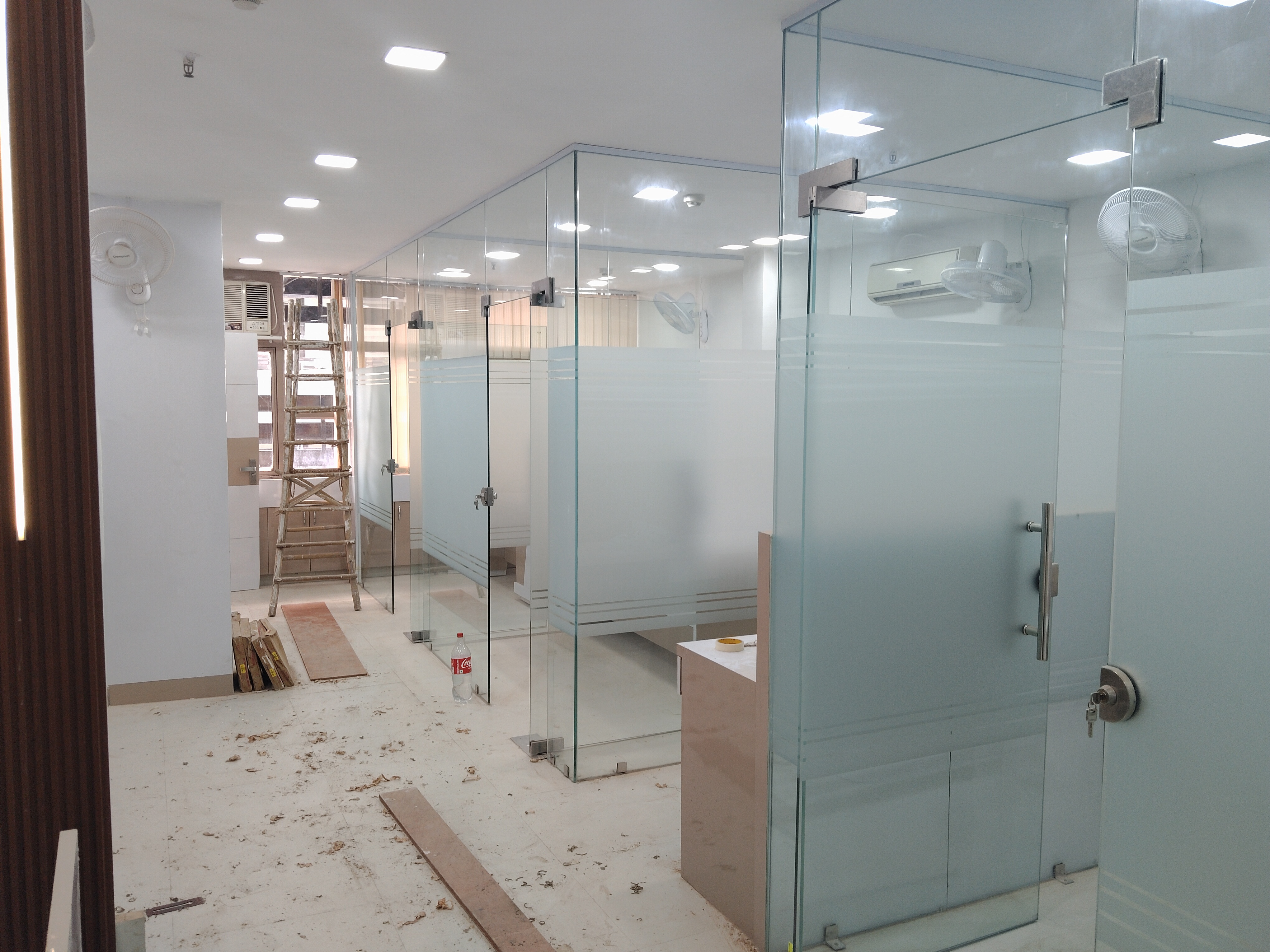 Office Space For Rent in Pearls Omaxe Tower 