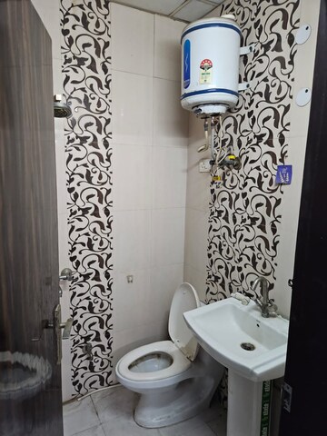 Attached Bathroom in 2 BHK Apartment at Sai Enclave Niti Khand, Niti Khand – for Rent