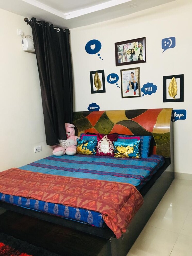 Bedroom, sai-enclave-niti-khand 2 Bedroom 1000 Sq.Ft. Apartment In Niti Khand Ghaziabad 9116569