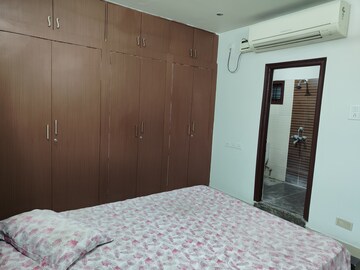 Bedroom in 2 BHK Apartment at Haneesh Sritha Horizon, Kondapur – for Rent