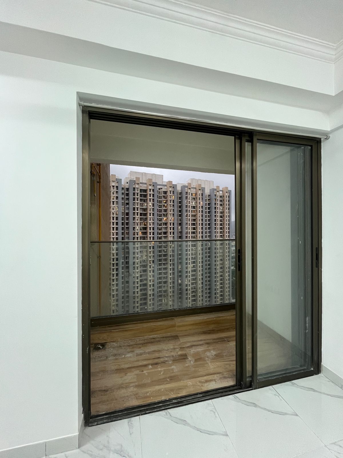 2 BHK + Pooja Room,Extra Room Apartment For Rent in Raymond Ten X Habitat