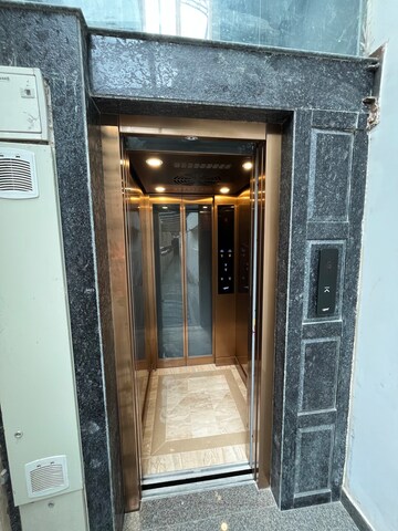 Lift in  Office Space at Moti Nagar – for Rent