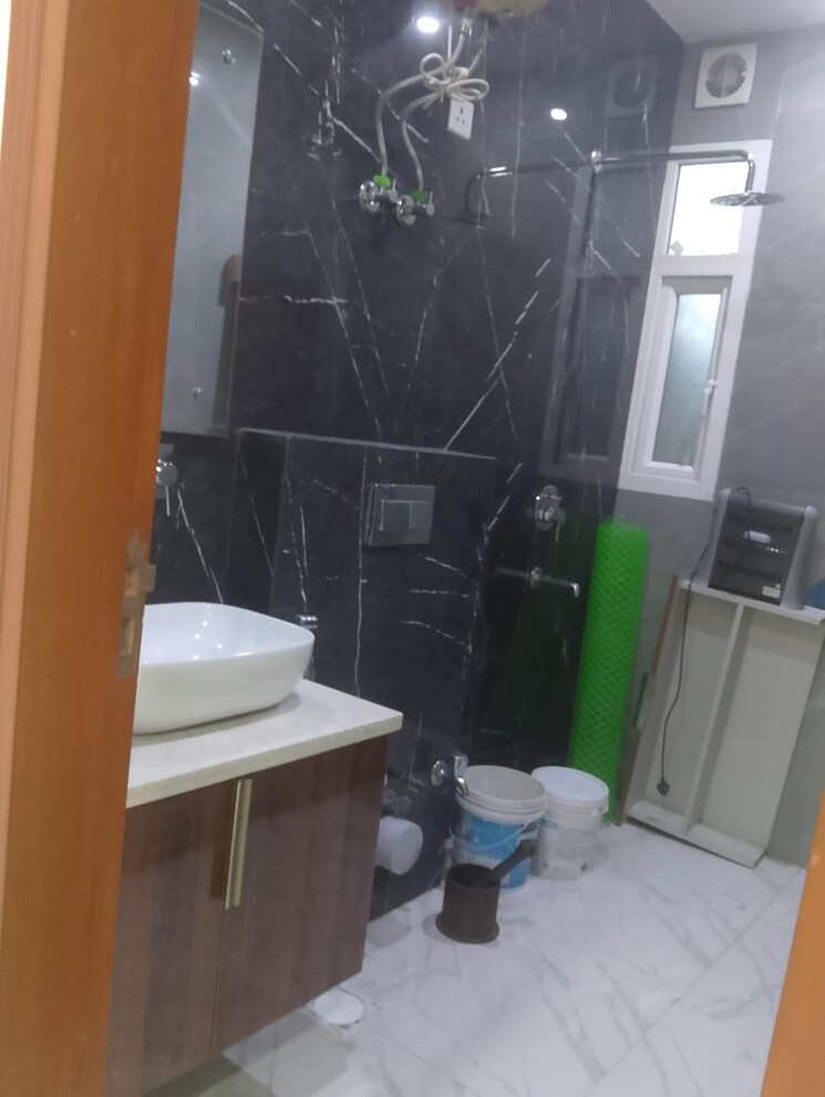 Team Area, vipul-world-plots 3 Bedroom 2100 Sq.Ft. Builder Floor In Sector 48 Gurgaon 9116729