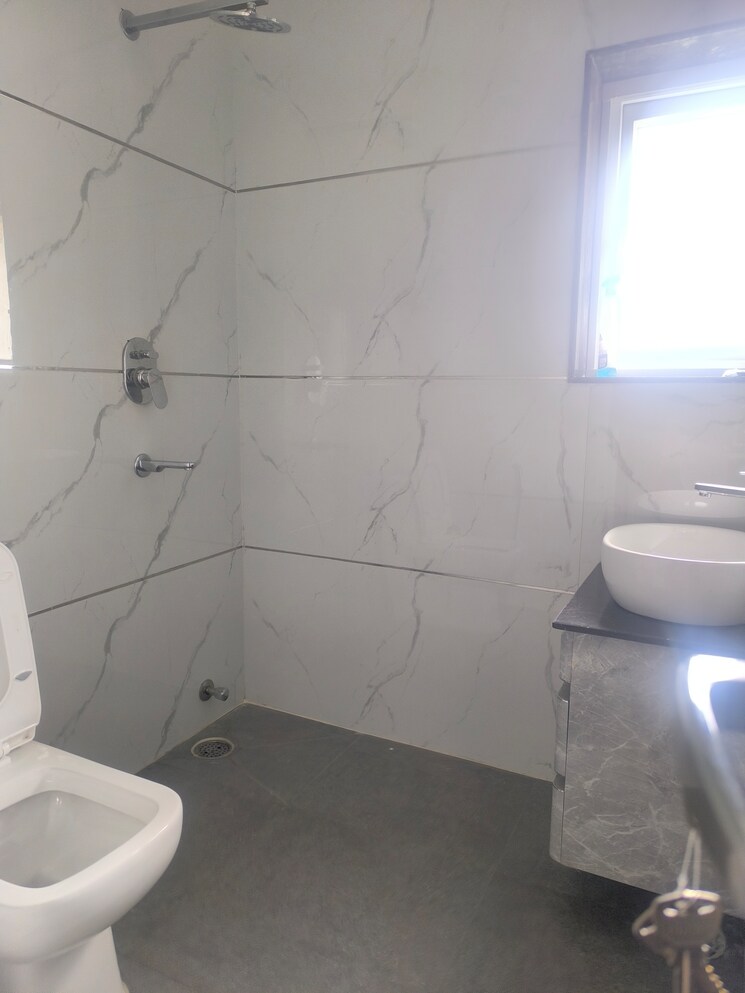 Bathroom, vasant kunj 4 Bedroom 2200 Sq.Ft. Apartment In Vasant Kunj Delhi 9116757
