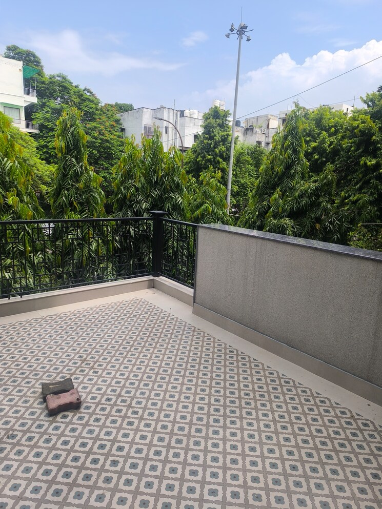 Exterior View, vasant kunj 4 Bedroom 2200 Sq.Ft. Apartment In Vasant Kunj Delhi 9116757