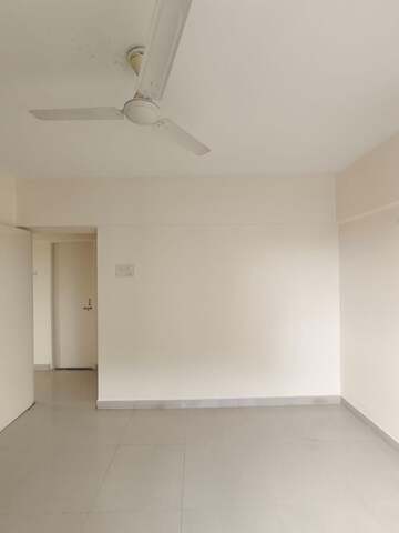 Room in 3 BHK Apartment at Siddhivinayak Shubhashree Residential, Akurdi – for Rent