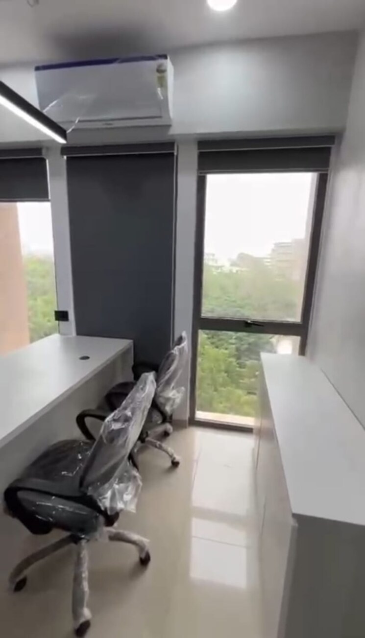 Team Area, ashram road Commercial Office Space 560 Sq.Ft. In Ashram Road Ahmedabad 9116743