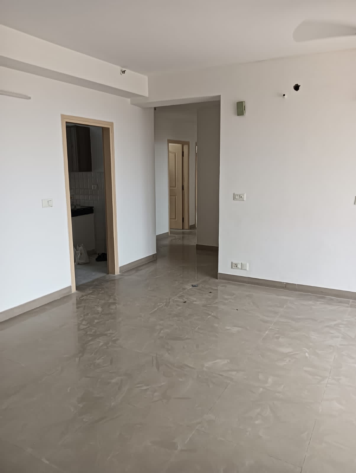 2.5 BHK + Study Room Apartment For Rent in BPTP Park Prime