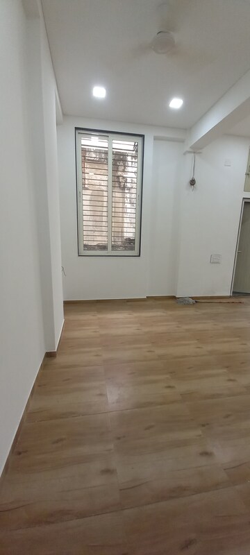  Office Space For Rent in Ashram Road