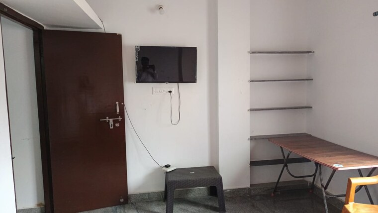 Bathroom, banjara hills 1 Bedroom 450 Sq.Ft. Apartment In Banjara Hills Hyderabad 9116799