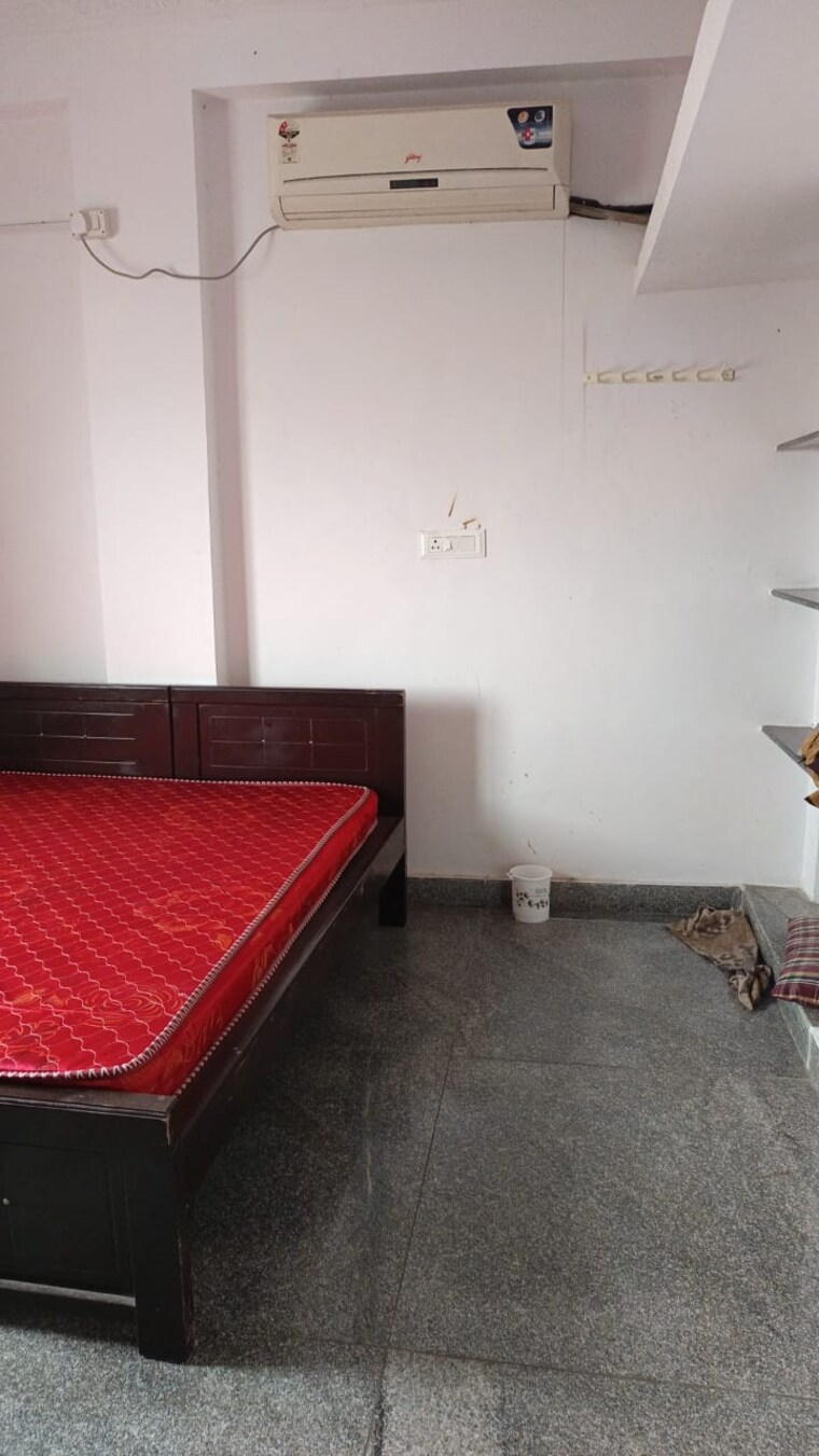 Bedroom, banjara hills 1 Bedroom 450 Sq.Ft. Apartment In Banjara Hills Hyderabad 9116799