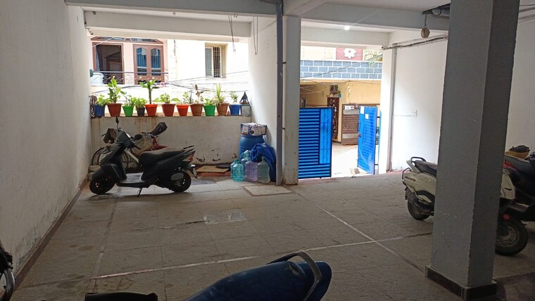  Parking, banjara hills 1 Bedroom 450 Sq.Ft. Apartment In Banjara Hills Hyderabad 9116799