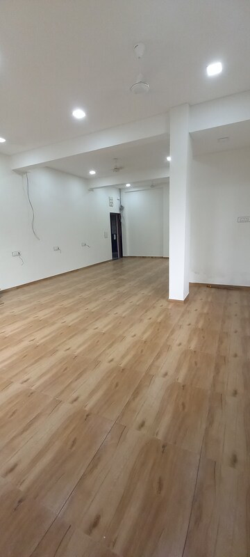Room in  Office Space at Ashram Road – for Rent