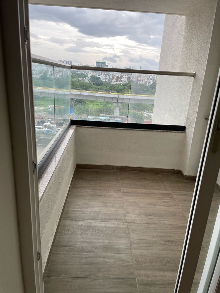 Balcony, avon-vista 2 Bedroom 826 Sq.Ft. Apartment In Balewadi Pune 9116821