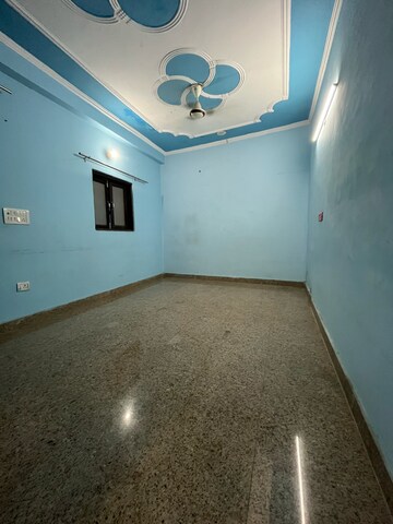 Room in 2 BHK Builder Floor at Saket – for Rent