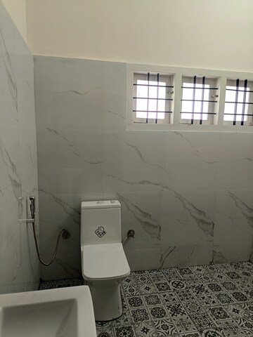 Master Bedroom in 3 BHK Independent House at Dollars Comforts, Rmv 2nd Stage – for Rent